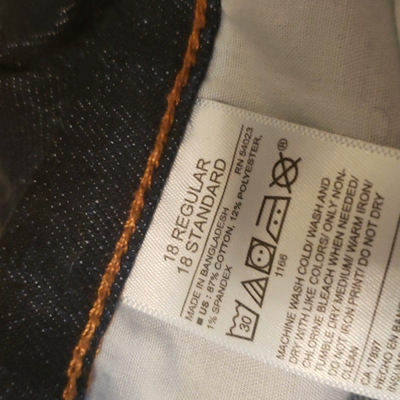 EUC Old Navy Shorts Size 18 - Picture 3 of 4